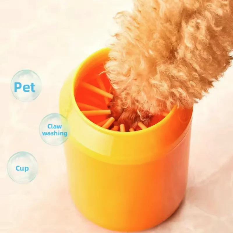 🐾 Portable Dog Paw Cleaner Cup – Soft Silicone Foot Washer